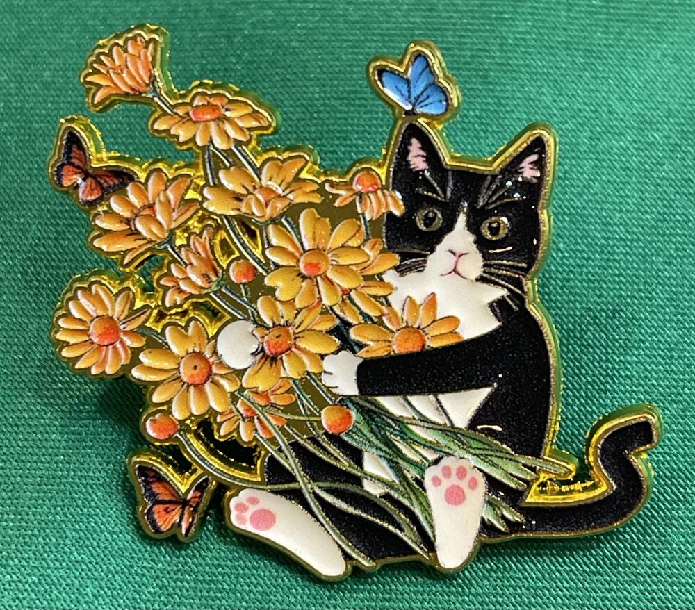 NWOT Cat Black White Tuxedo Brooch Lapel Pin Enamel Flowers Butterflies Pin